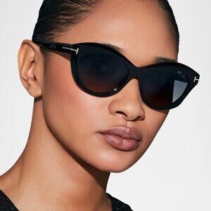 New, TOM FORD Toni Sunglasses TF1111 01C Authentic